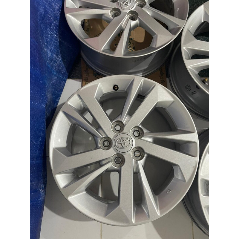 Jual Velg Toyota Avanza E 5 x100 r15 | Shopee Indonesia