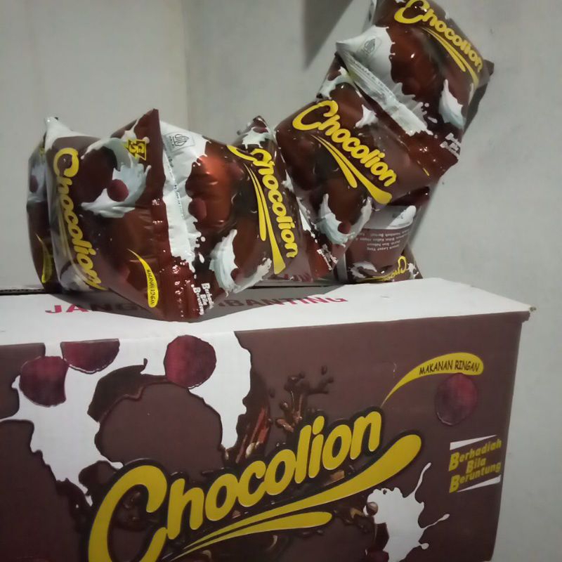 Jual CHOCOLION Snack Viral Ciki Berhadiah 1 Pak Isi 10 Pcs Chiki Ciki ...