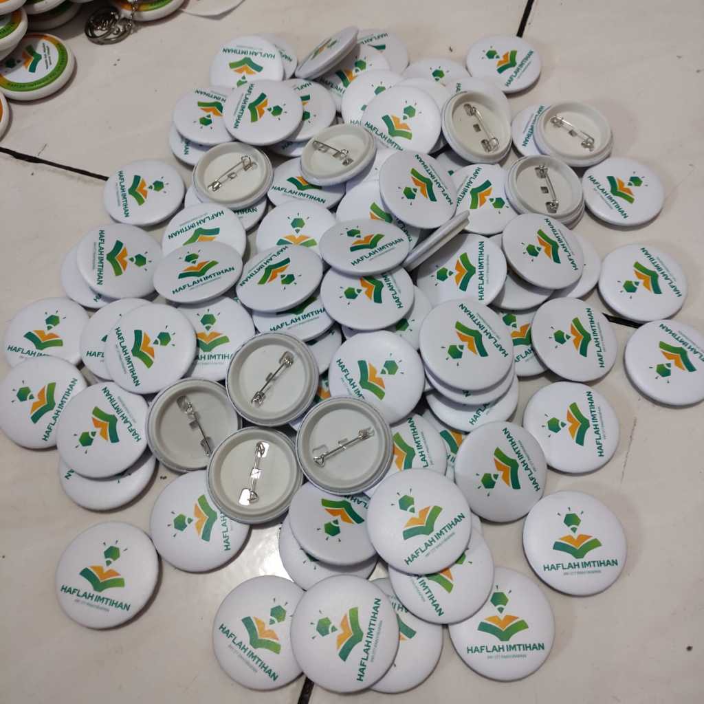 Jual 44mm pin bros custom murah ganci custom bebas request foto anime ...