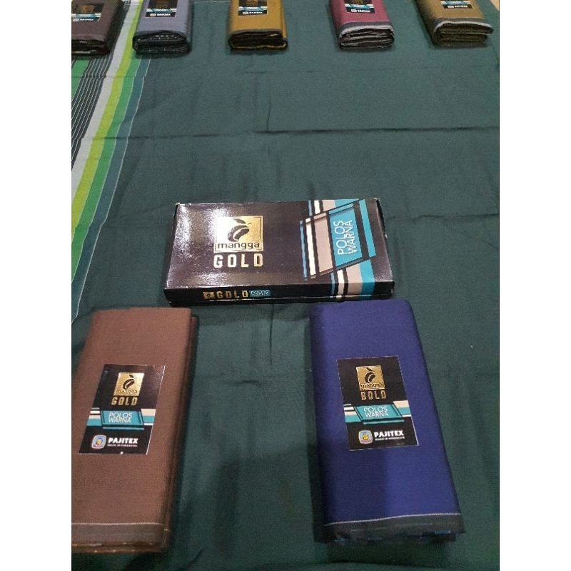 Jual SARUNG MANGGA GOLD POLOS WARNA TUMPAL | Shopee Indonesia