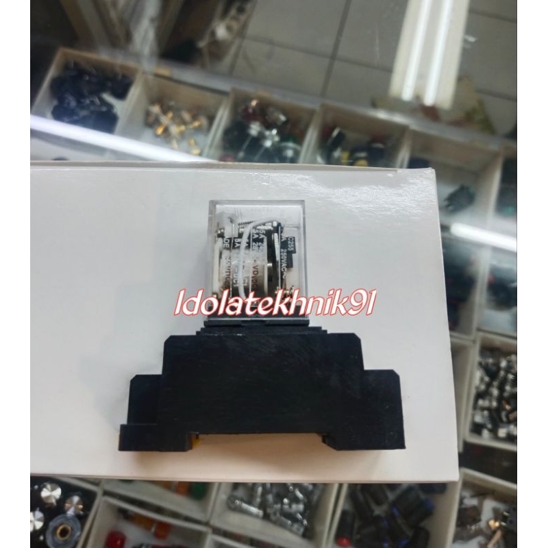 Jual RILAY MY2N 24V 8P+SOCKT -RELAY 8 KAKI MY2N DC 24 V + SOKET -RILEY ...