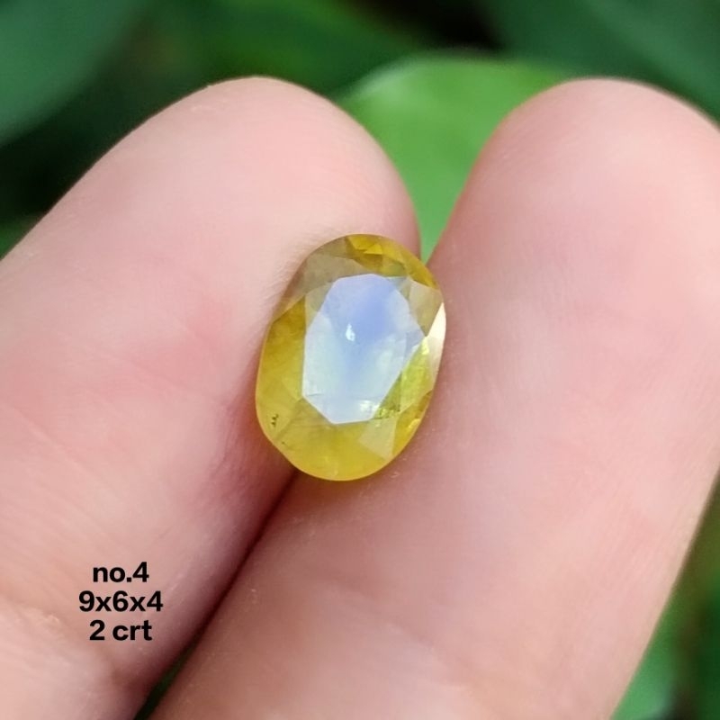 Jual Batu Permata Natural Yellow Sapphire Bicolor Cutting Oval