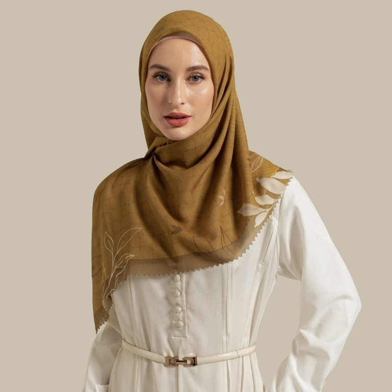 Wulang Narawangsa Hijab Segi Empat Gold Aurum 1 Kerudung Segi Empat Hijab Motif Segi Empat Hijab Voal Premium