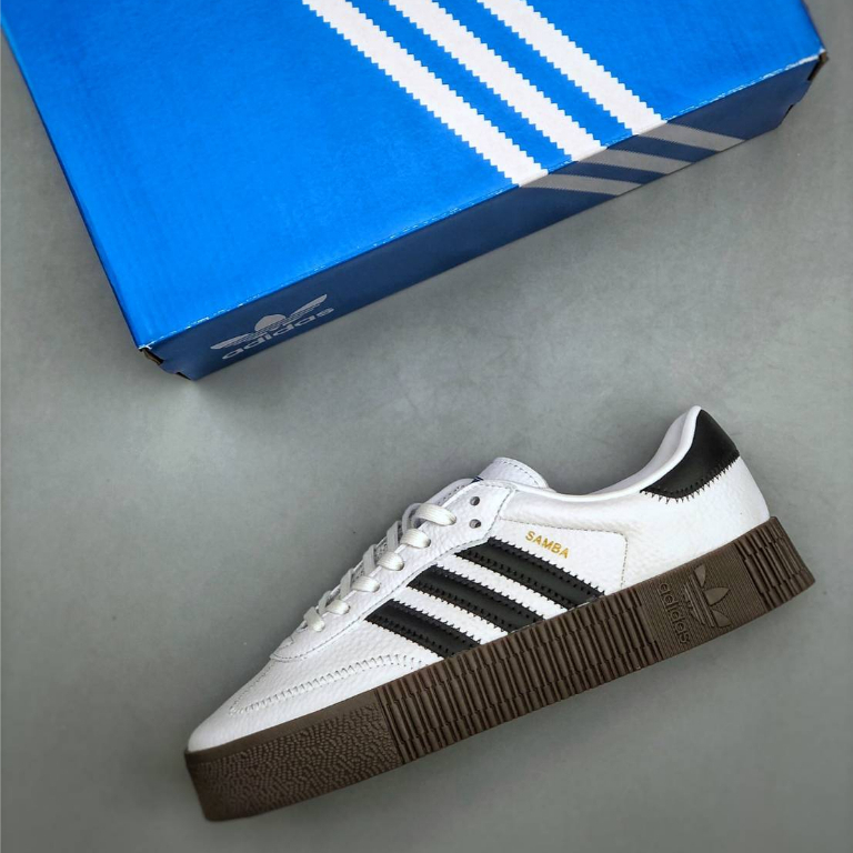 Adidas originals samba hot sale rose white