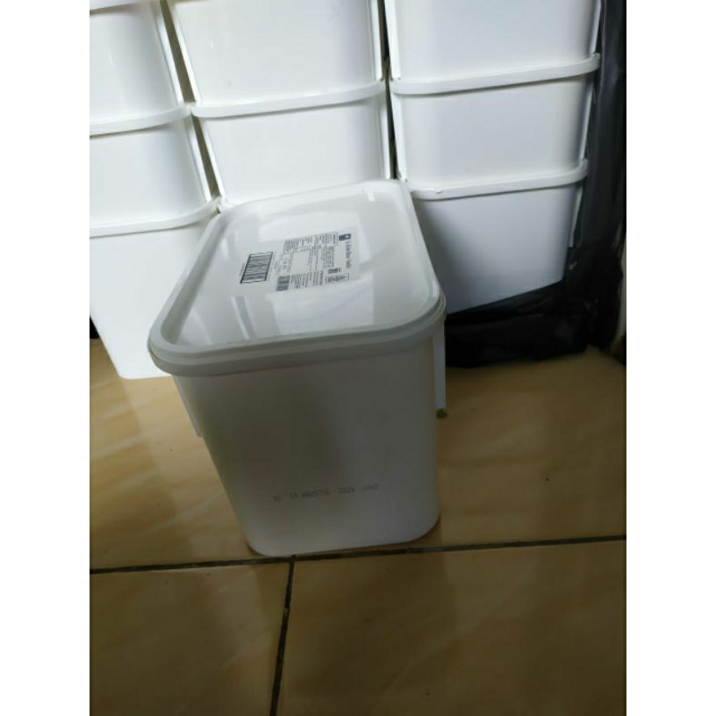 Jual Ember Bekas Es Krim Ukuran 8 Liter Merk Diamond Shopee Indonesia