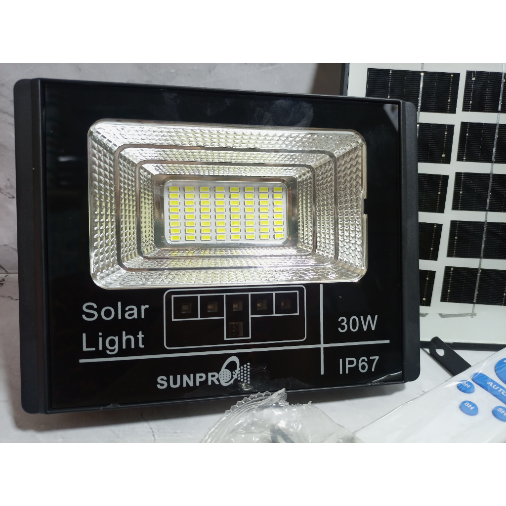 Jual Lampu Solar 30W Cahaya Putih S-30 IP67 Water Resistance Sunpro 30W ...