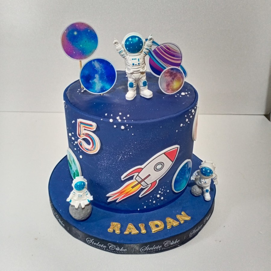 Jual Kue Ulang Tahun / Birthday Cake / Custom Cake Astronot /BACA