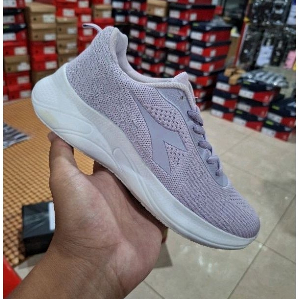 DIADORA FUJIAN F SEPATU RUNNING WANITA