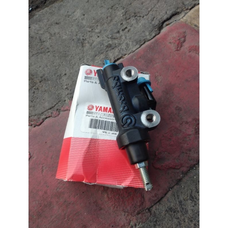 Jual master rem belakang YAMAHA R1M R6 ORIJINAL JAPAN | Shopee Indonesia