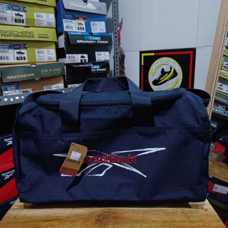 Jual Reebok Travel / Duffle / Team Bag Navy Shopee Indonesia