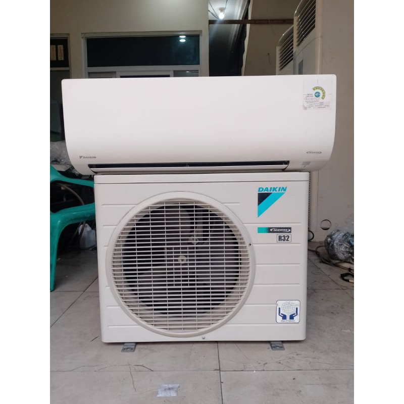 Jual Ac Daikin Inverter 15 Pk R 32 Second Free Sejabotabek Shopee Indonesia 5311