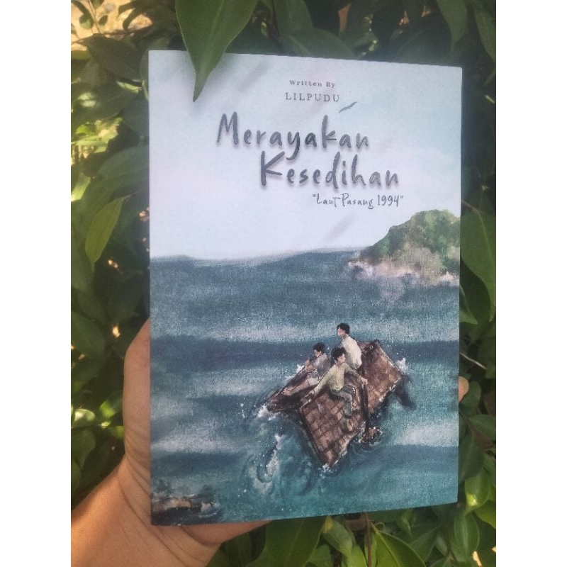 Jual Novel Merayakan Kesedihan Laut Pasang Shopee Indonesia