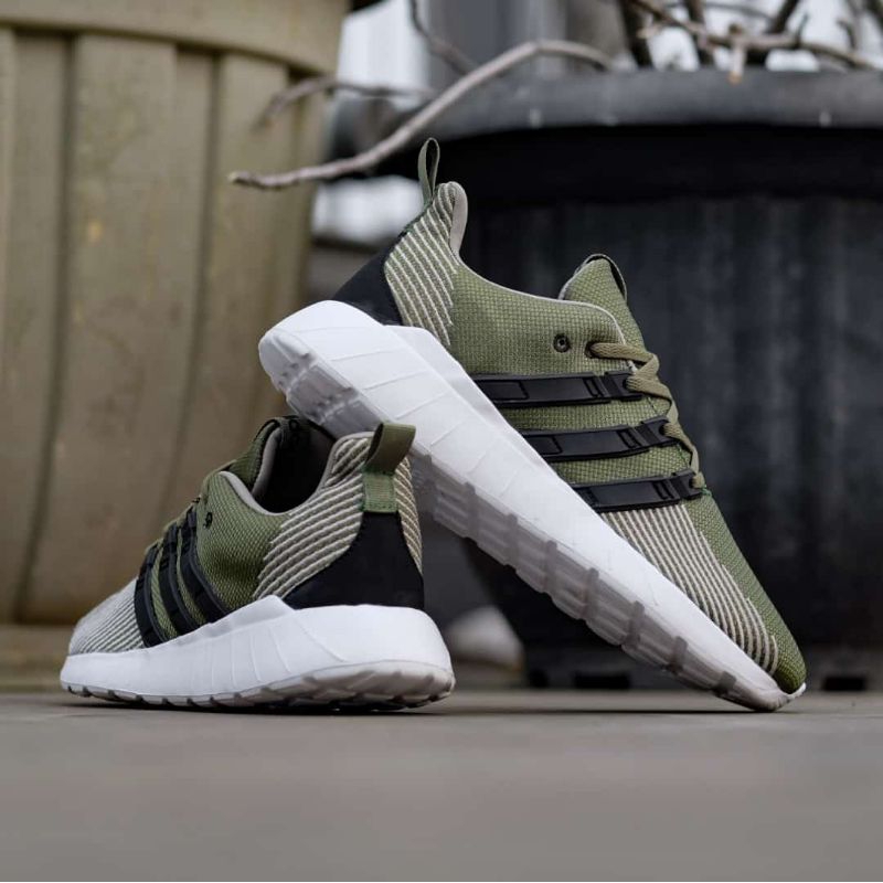 Adidas questar cheap flow dark green