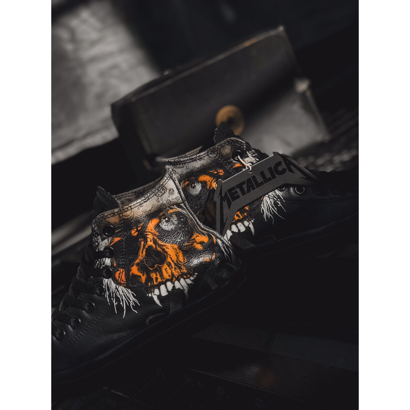 Converse metallica pirate skull best sale