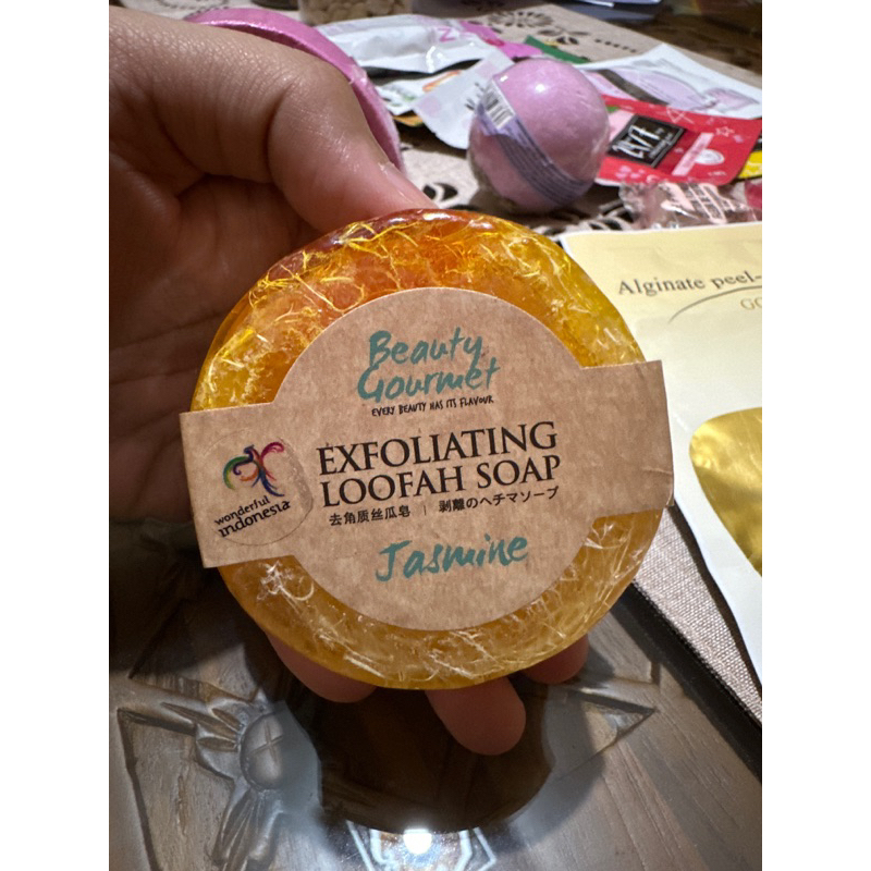 Jual Beauty Gourmet Secret Garden Exfoliating Loofah Soap Jasmine
