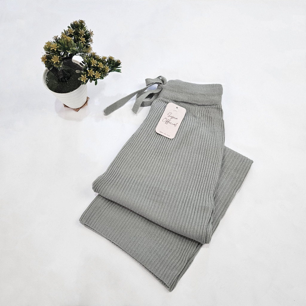 Jual Niki Pants Knit Celana Kulot Rajut Celana Kulot Jumbo Rajut Shopee Indonesia