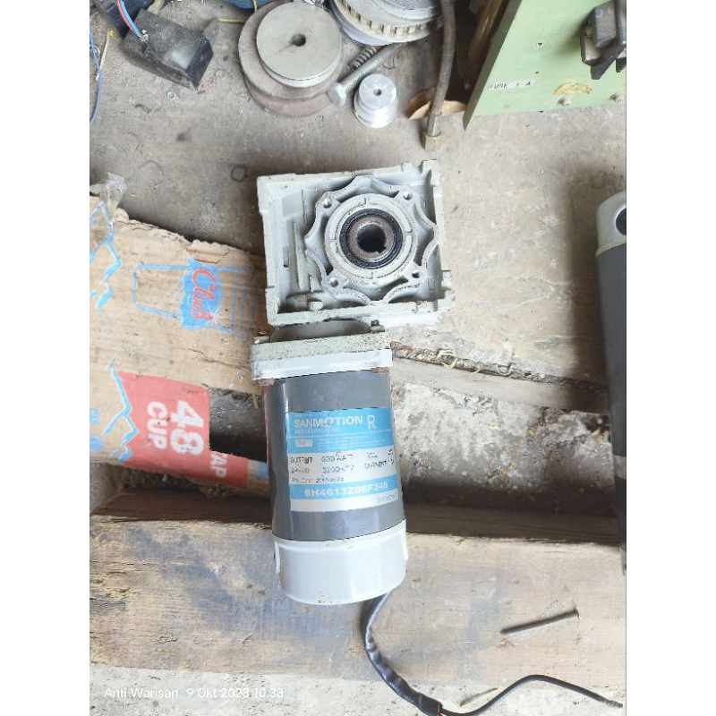 Jual Dc Motor Gearbok 24v Dc Ratio 1 80 Shopee Indonesia