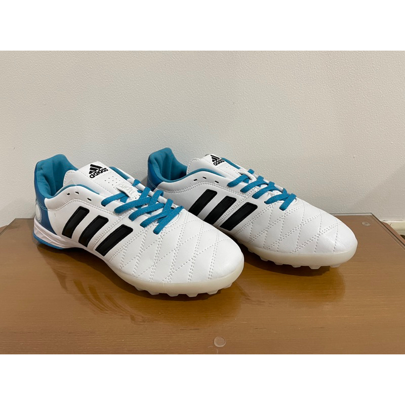 Sepatu futsal shop adidas 11 pro