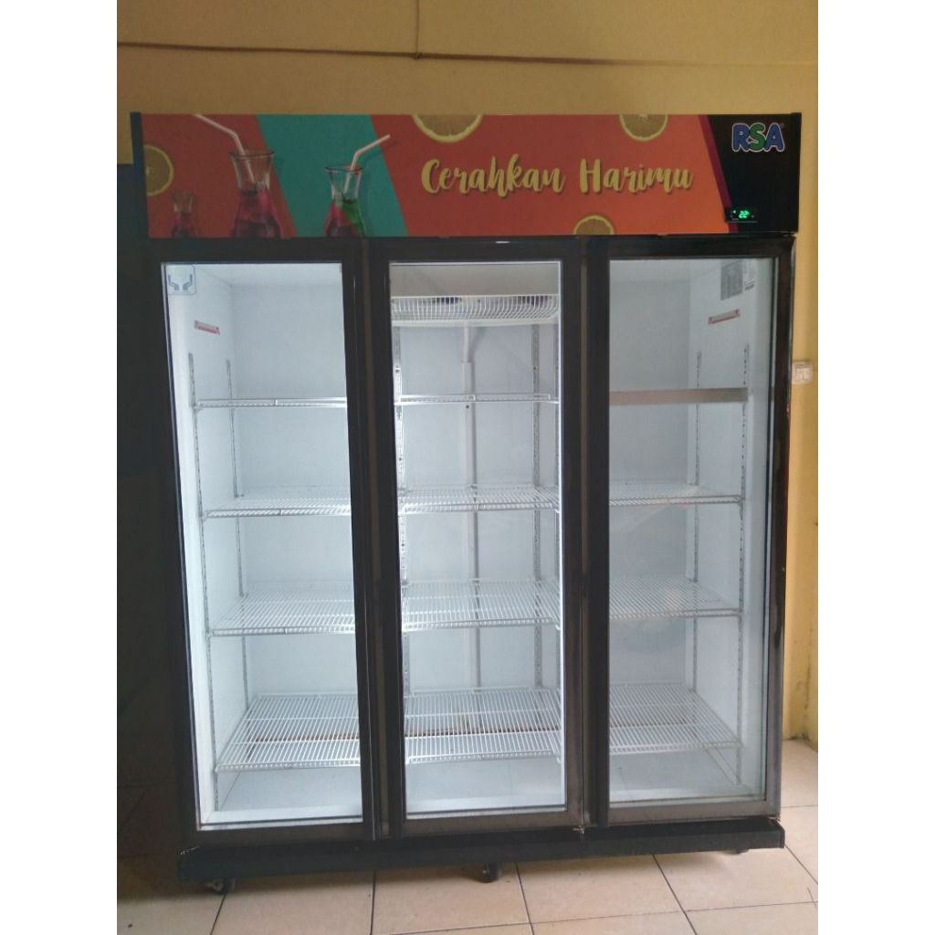 Jual Showcase RSA AMETHYST pendingin minuman 3 pintu 1300 liter 5 Rak ...