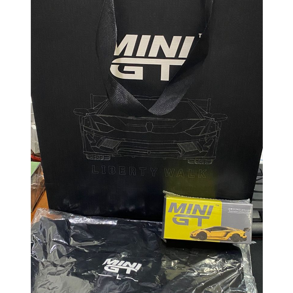 Jual MINI GT SET HONGKONG TOYCAR SALON SPECIAL EDITION | Shopee Indonesia