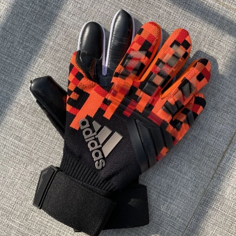 Adidas predator telstar gloves deals