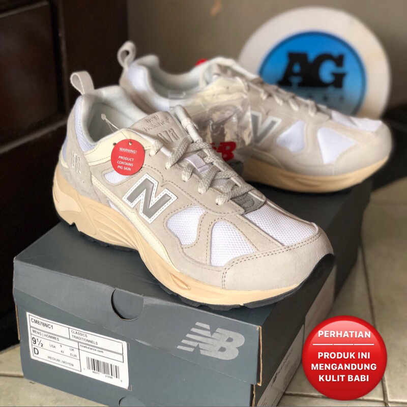 Jual PIG SKIN New Balance 878 Cream White Men Original BNIB SALE Shopee Indonesia