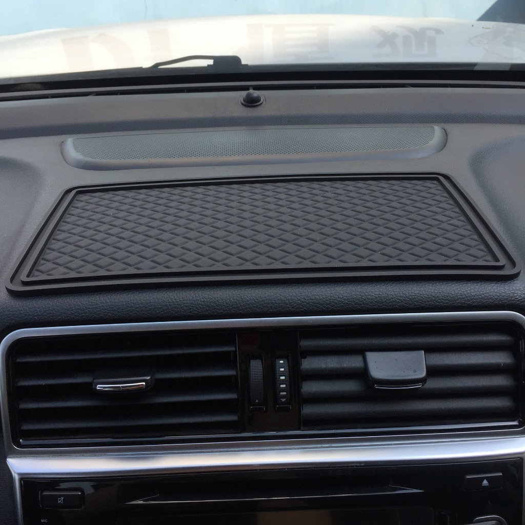 Dashmat Alas Dashboard Mobil Anti Selip Hitam Besar / Tatakan Meja Dashboard Anti Slip Tahan Suhu Tinggi / Sticky Mat Phone Holder