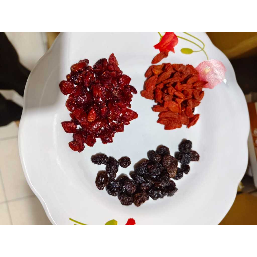 Jual 1000gr Mix Buah Kering Cranberry, Raisin, & Goji Berry | Shopee ...