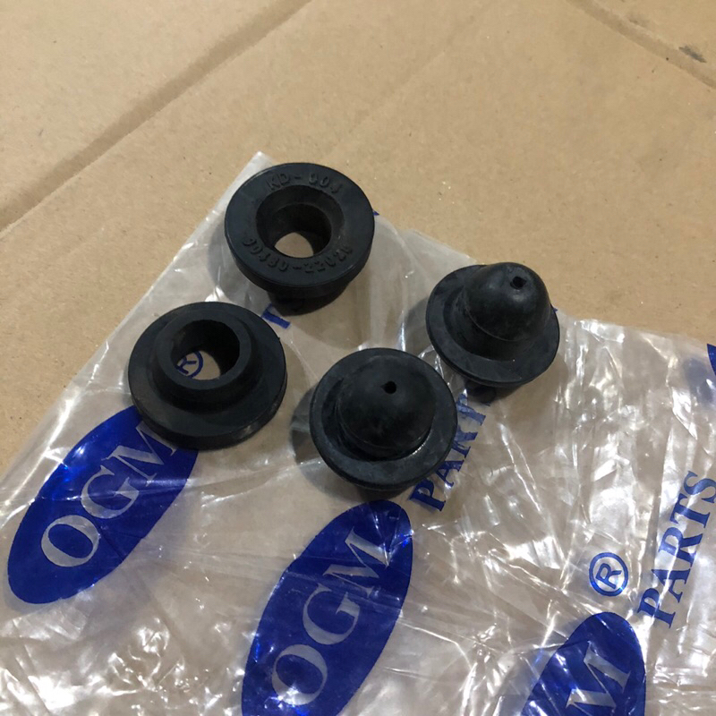 Jual KARET DUDUKAN RADIATOR VIOS/NEW VIOS/YARIS (1SET/4PC) | Shopee ...