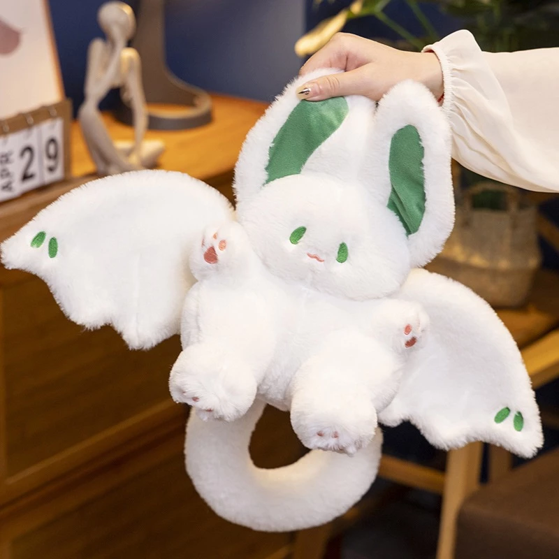 Pratinjau Boneka Kelelawar Putih Lucu
