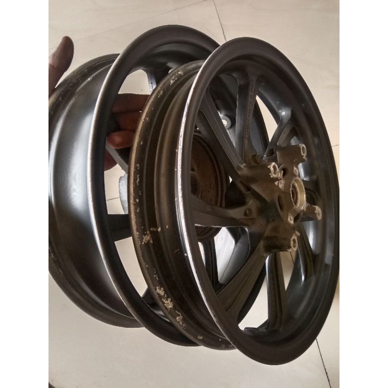 Jual velg pelek pelk honda PCX 150 orisinil | Shopee Indonesia