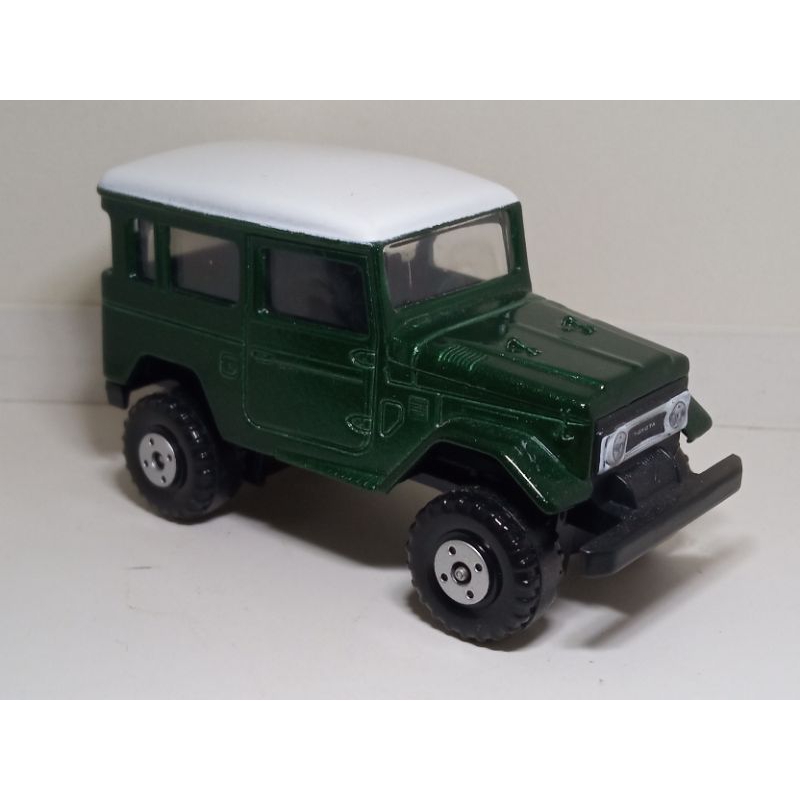 Voiture Miniature Majorette Toyota Land Cruiser Racing Team - Échelle 1:36, Fabriquée En France, Occasion