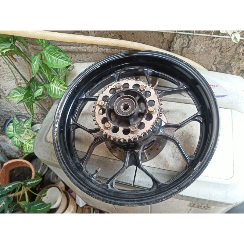Jual Velg yamaha r25 r 25 250 cc pelek racing palang original ori ...