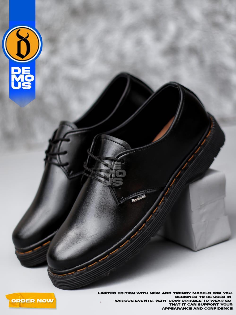 Jual DEMOUS DALVIN - Sepatu Formal Pantofel Docmart Pria Kerja | Shopee ...