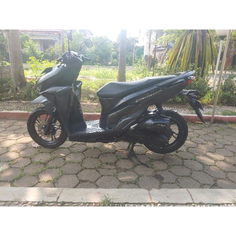 HONDA VARIO 150CC CBS ISS 2018 REMOT TAHUN 2018 MULUS NORMAL LENGKAP FREE PNGKIR