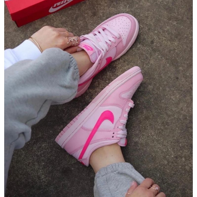 Jual New 2024 Nike SB Dunk Low Triple Pink Shopee Indonesia   Id 11134207 7r98z Lpvacsnv48vs2b