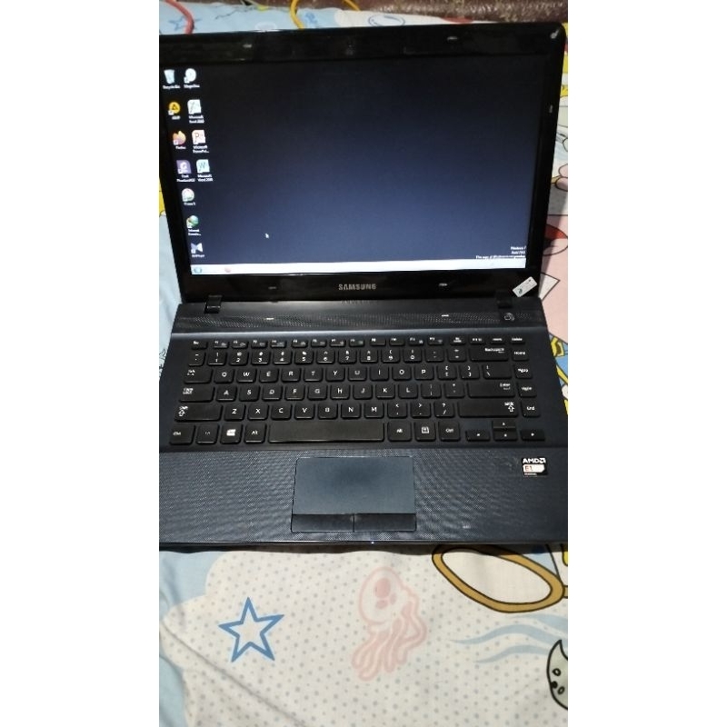 Jual Laptop Samsung Np E V Second Shopee Indonesia