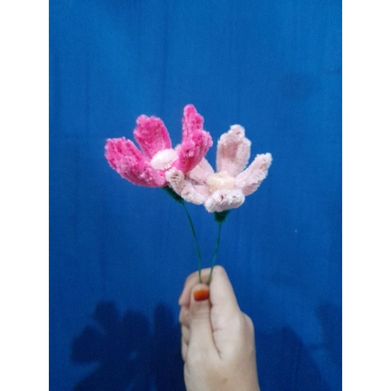Jual bunga teratai pipe by Musa/bunga kawat bulu/bunga pipe cleaner ...