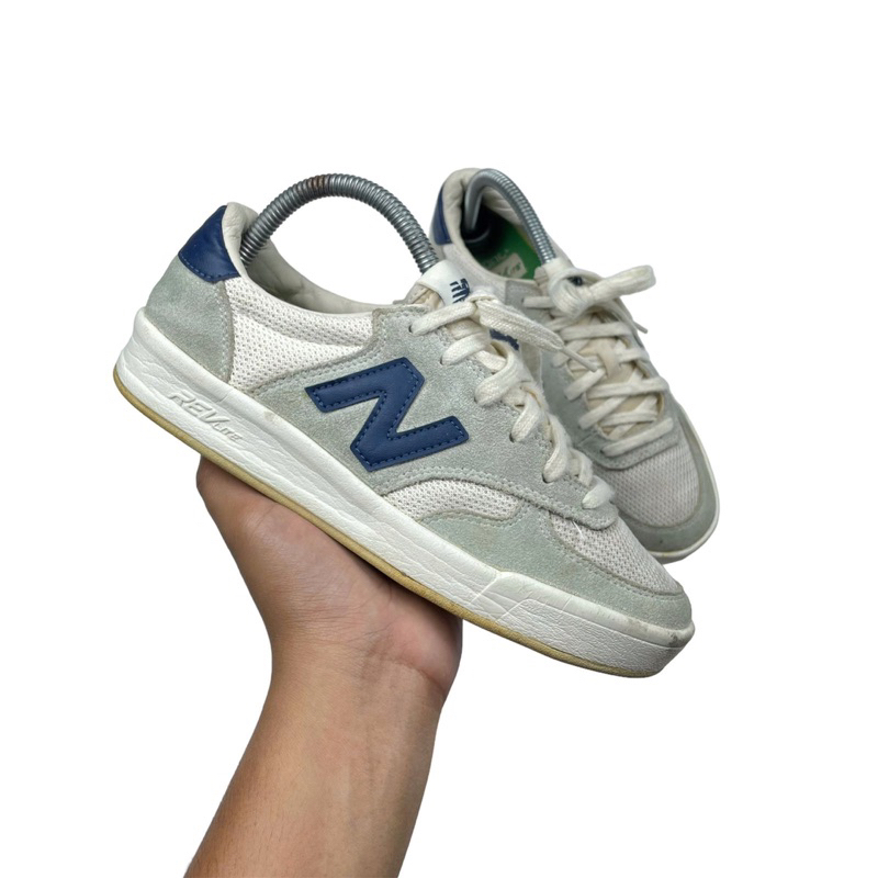 New balance 300 harga best sale