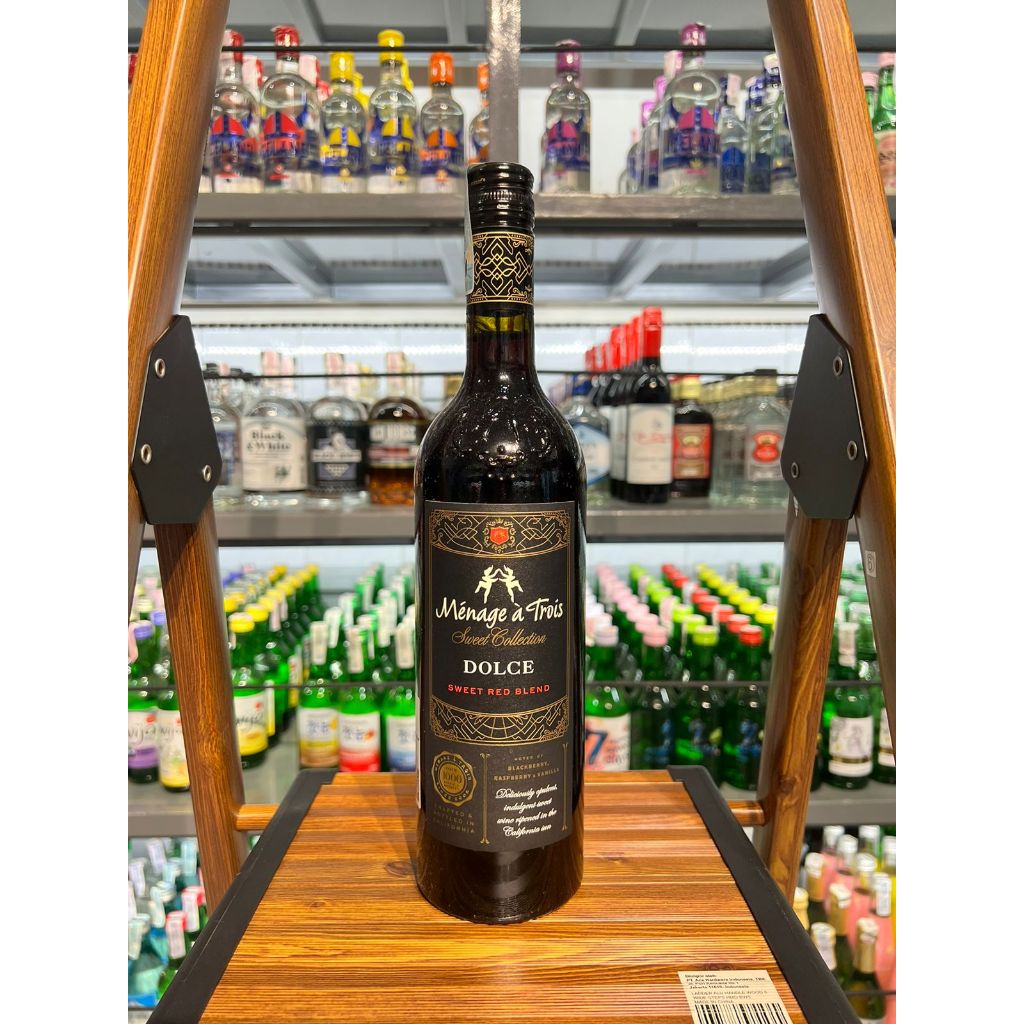 Jual MENAGE A TROIS DOLCE SWEET RED BLEND 750 ML WINE Shopee