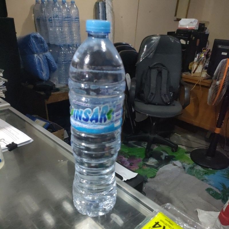 Jual Air Mineral Botol isi 1500ml Insar per pak isi 6 | Shopee Indonesia