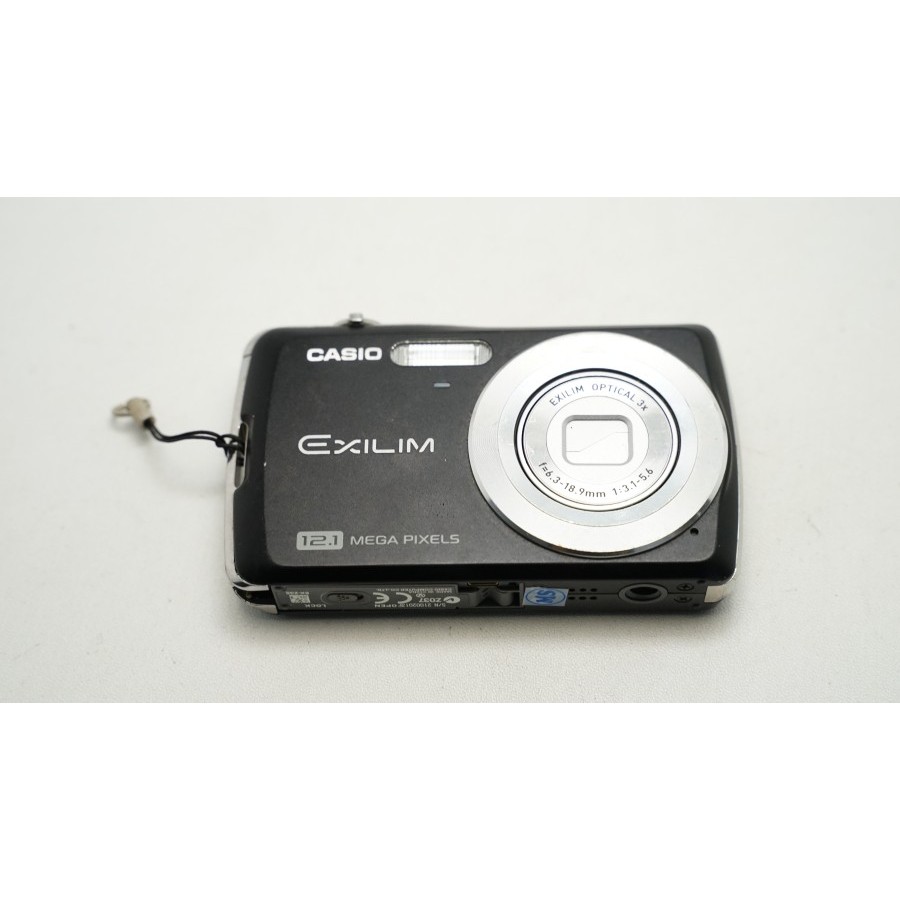 YEJ-7 CASIO EXILIM ZOOM EX-Z250GD - デジタルカメラ