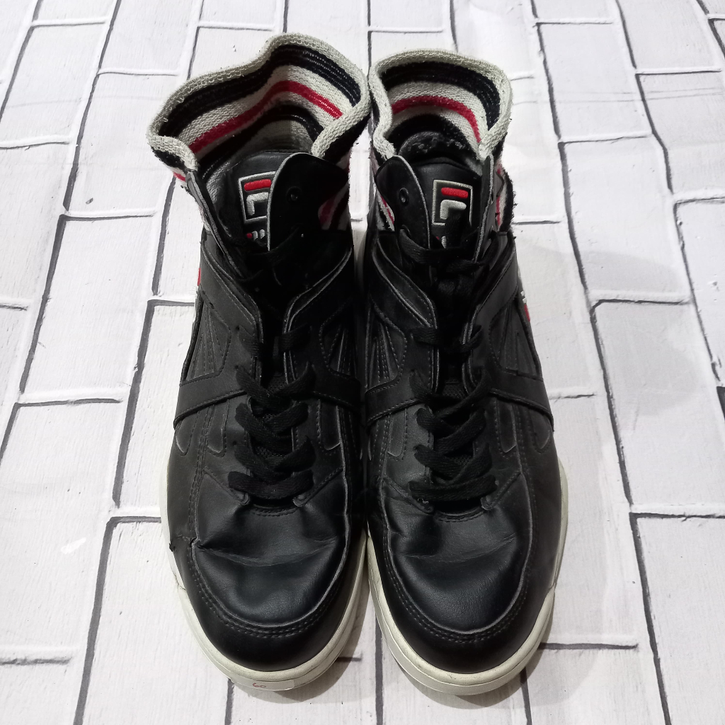 Jual Sepatu Fila Cage Gore Mid size 42 Shopee Indonesia