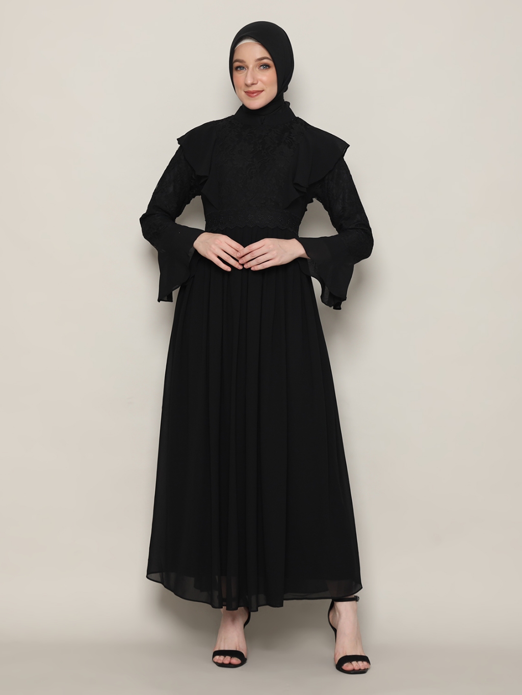 Jual FAME - Aisyah Gamis Hitam Detail Brokat & Ruffle Terbaru - 9911181 ...