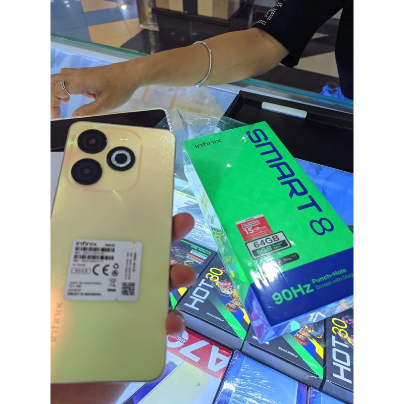 Infinix Smart 8 - 6.6 inches Display