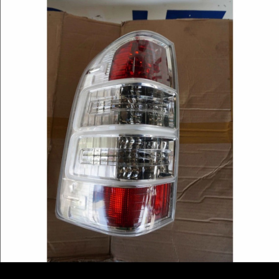 Jual Stop Lamp Lampu stop Belakang Ford Ranger 2009-2011 24AUTOPARTS ...