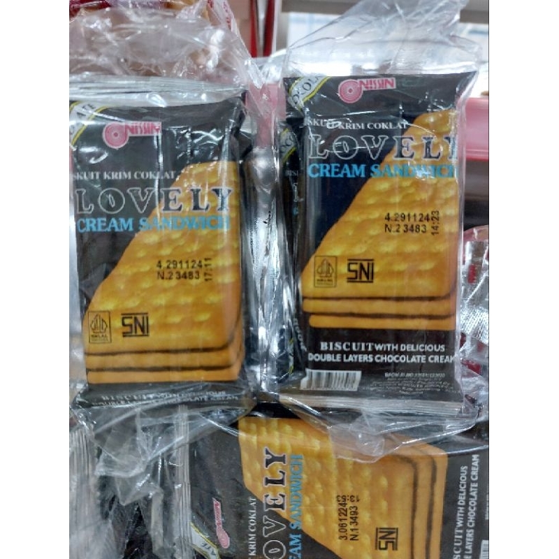 Jual KZ - nissin lovely rasa coklat & lemon isi 10 pcs x 25g | Shopee ...