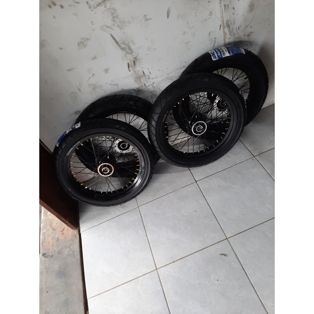 Jual Paket Roda Supermoto KLX Ban IRC Baru Wheelset Sumo D-Tracker Velg ...