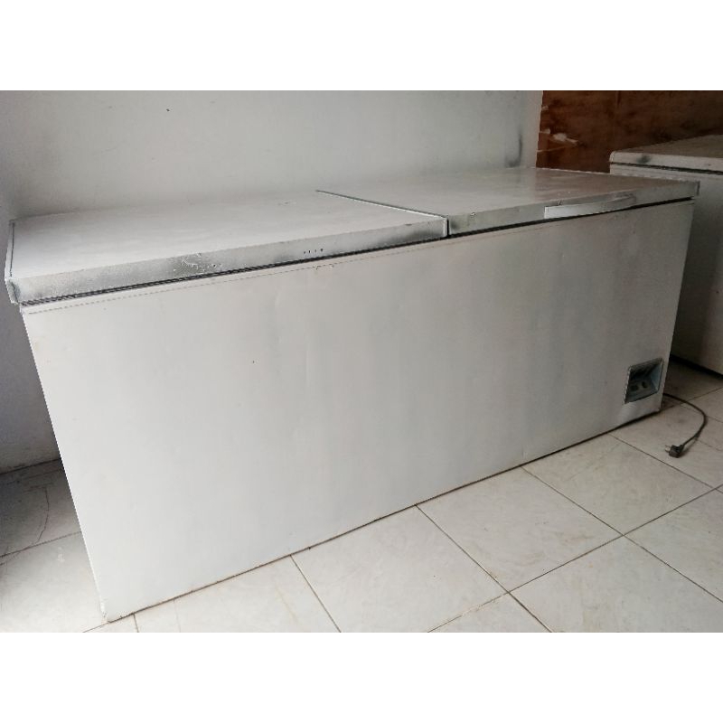 Jual FREEZER BOX SECOND 900L GEA | Shopee Indonesia