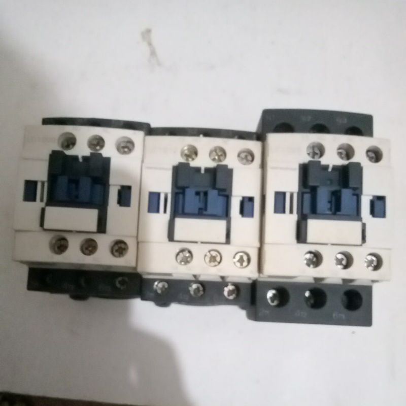 Jual CONTACTOR LC1D09 D12 D18 D25 D32 Coil 220 VAC SCHNIDER ORIGINAL ...